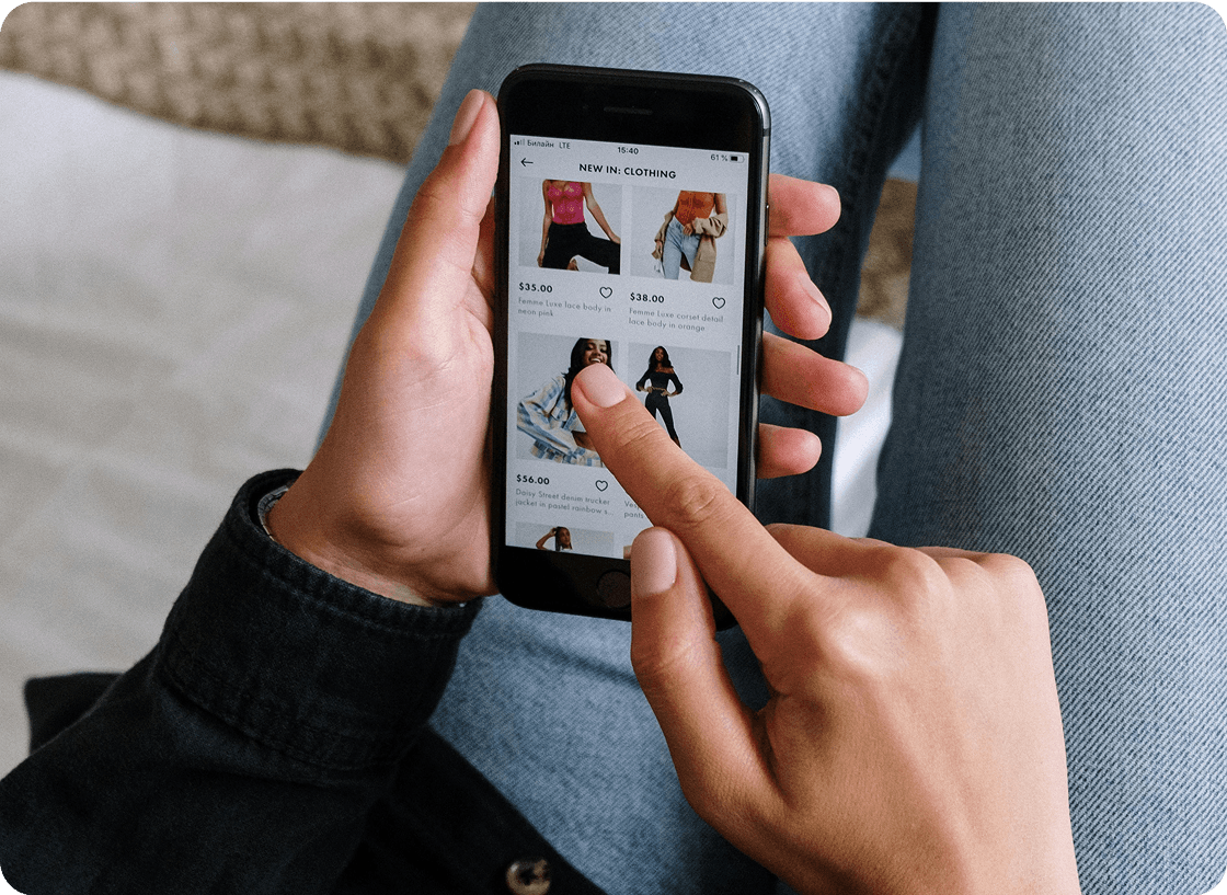 bLoyal Real-Time Engagement unifies customer data into 360° profiles with real-time segmentation and triggered personalised offers and campaigns.